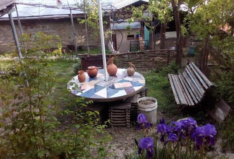 اتاق استاندارد, Guest House Khatuna