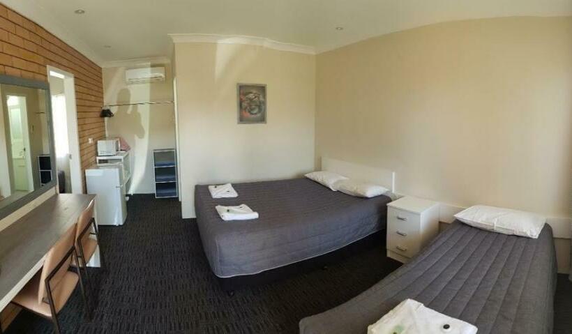 חדר משפחתי נוף לגינה, Goldfields Motel