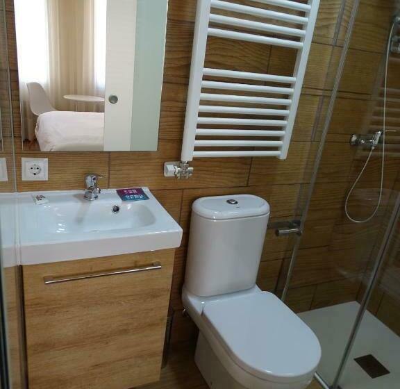 اتاق استاندارد با چشمانداز باغ, Urban Burgos