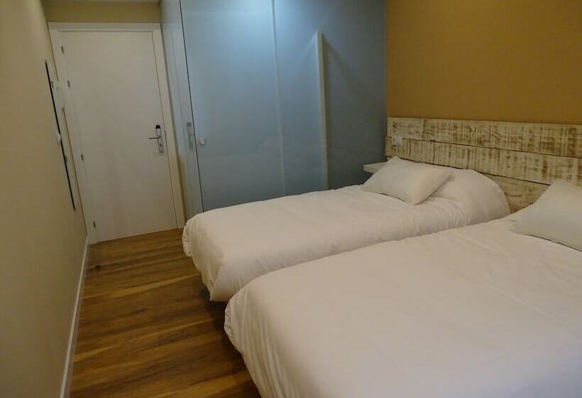 اتاق استاندارد, Urban Burgos