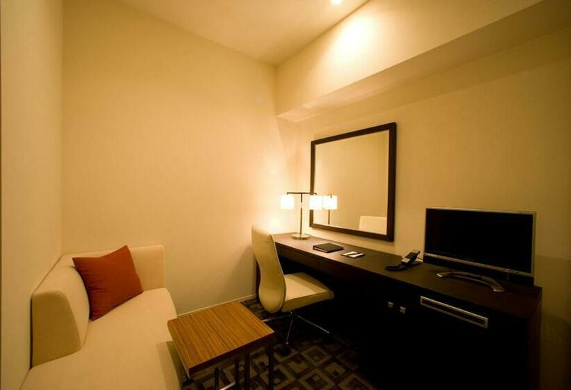 Номер Стандарт, Bestland