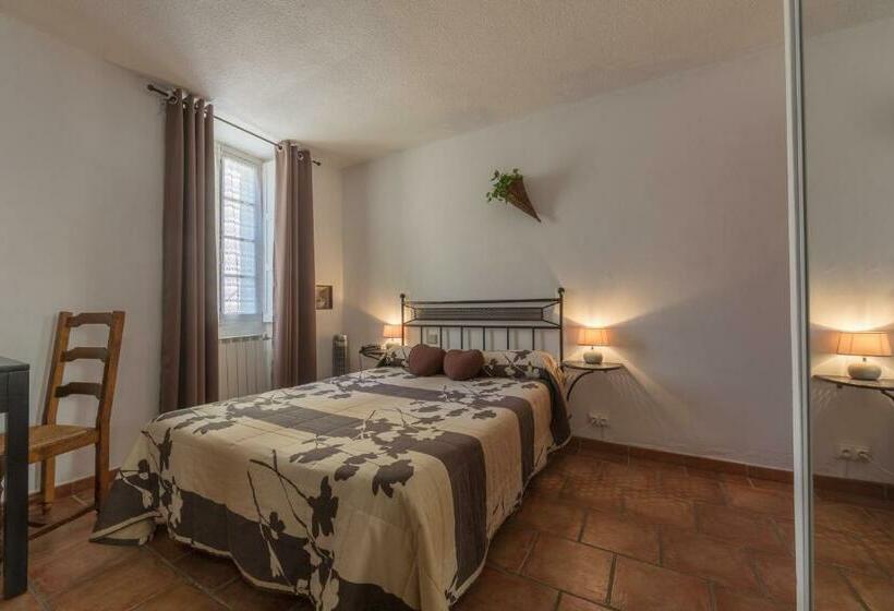 חדר סטנדרט, Carmel