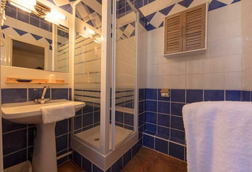 חדר סטנדרט, Carmel