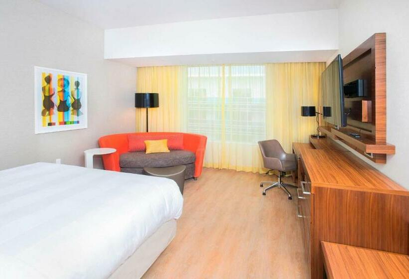 غرفة قياسية سرير كينج, Courtyard By Marriott Santa Monica