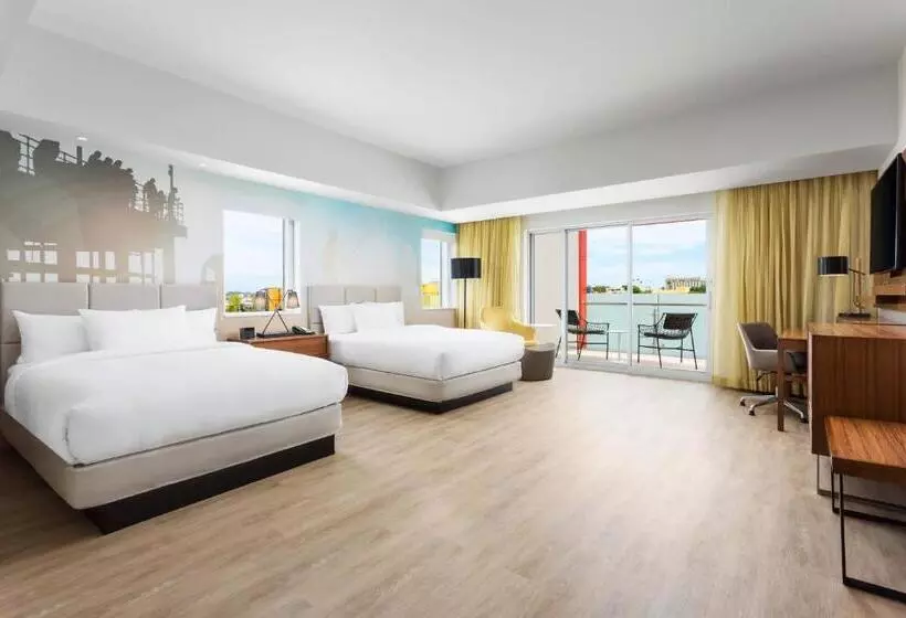 Standard-studio Parveke, Courtyard By Marriott Santa Monica
