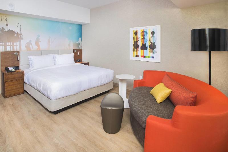 Стандартный Номер Кровать Кинг, Courtyard By Marriott Santa Monica