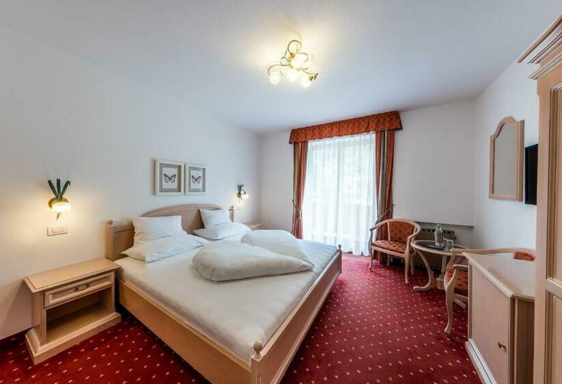 Номер Стандарт с Балконом, Garni Zimmerhofer