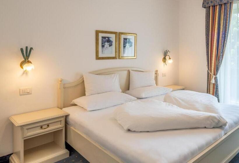 Номер Стандарт с Балконом, Garni Zimmerhofer