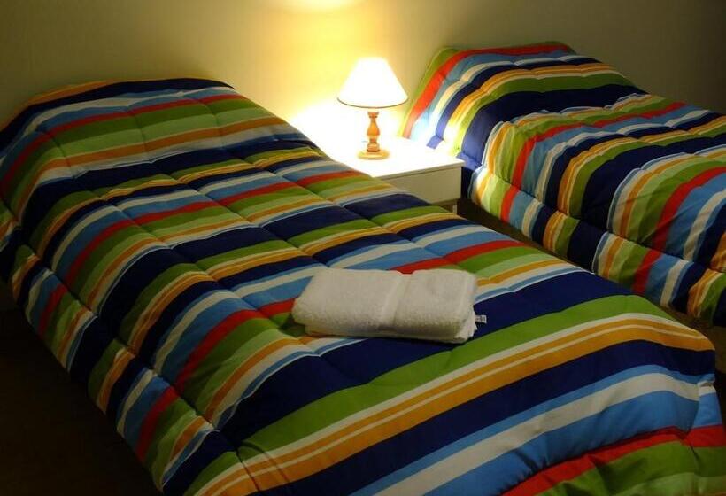 اتاق استاندارد سه نفره, Hostal Amalaya