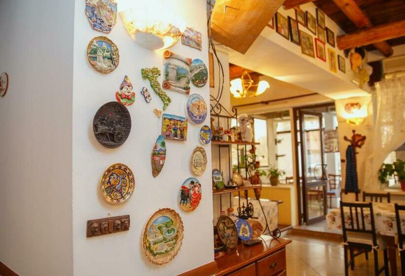 اتاق اکونومی, Mini Hotel Venezia