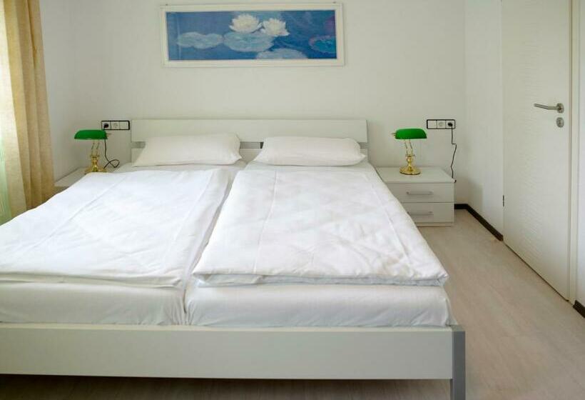 غرفة قياسية, Pension Gino