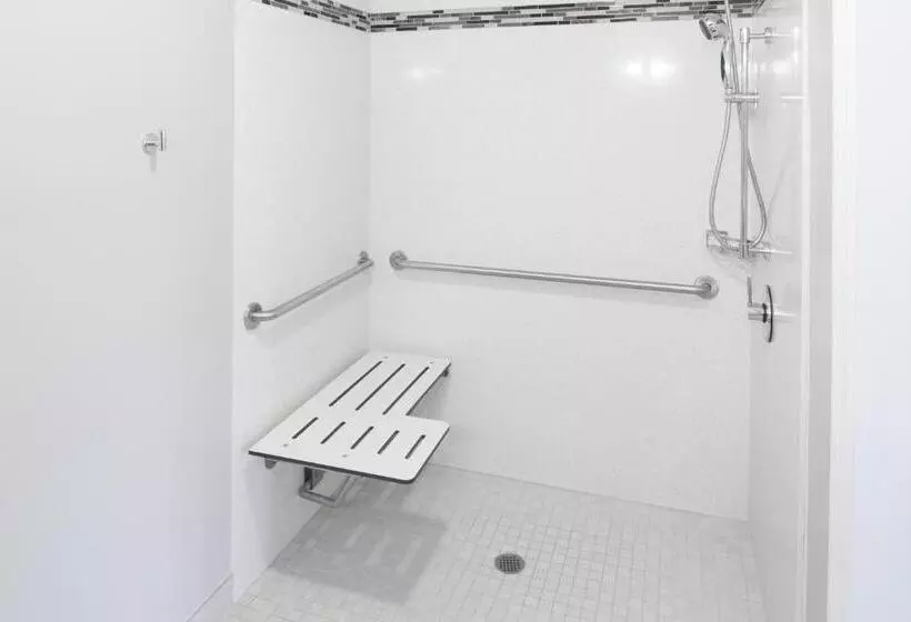 身障者適用スタンダードルーム, Vallejo Inn
