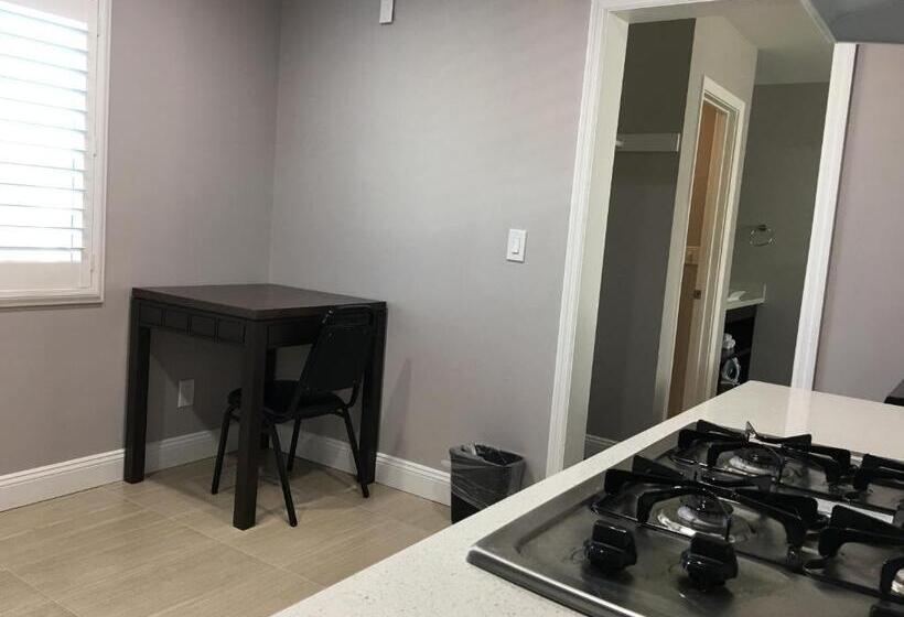 إستوديو قياسى, Vallejo Inn