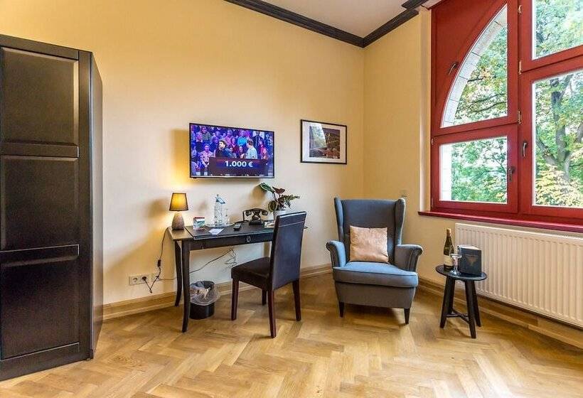 غرفة قياسية, Waldschlosschen Wangen