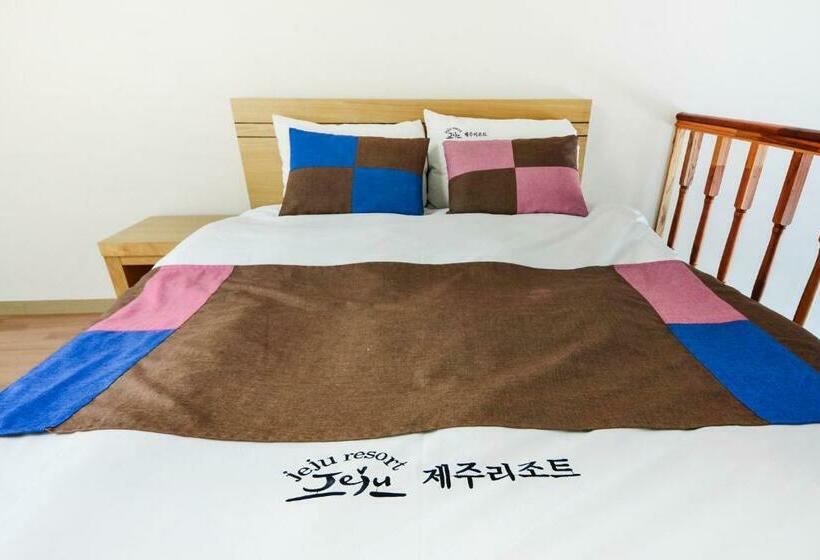 Cameră Deluxe cu Vedere la Mare cu Balcon, Jeju Resort