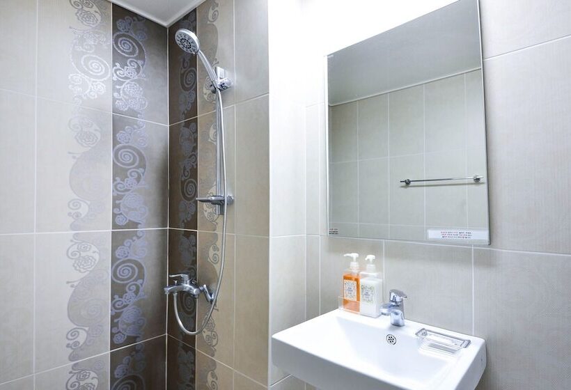 Cameră Deluxe cu Vedere la Mare cu Balcon, Jeju Resort