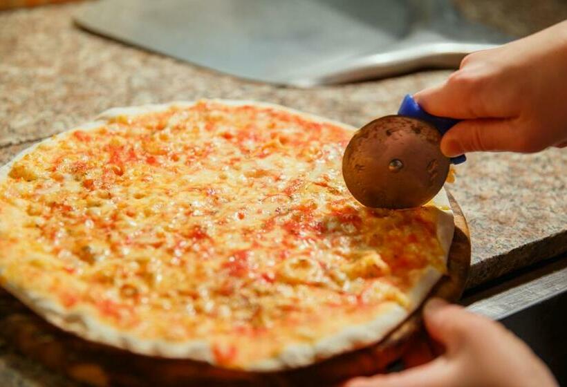 اتاق اکونومی, Mini Hotel Venezia