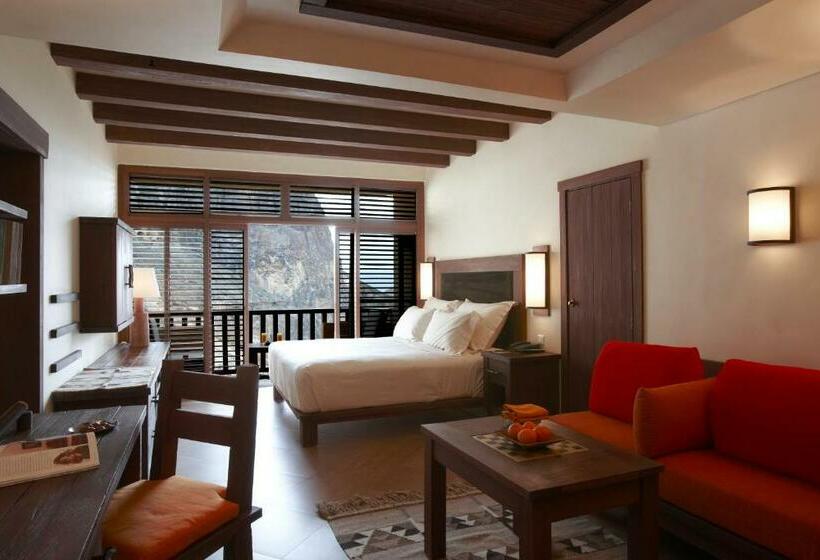 سوییت, Ma In Hot Springs