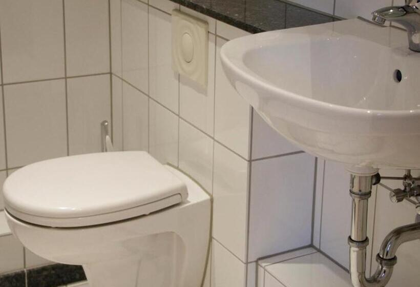 Standard 3 Pers. Værelse, Z&b