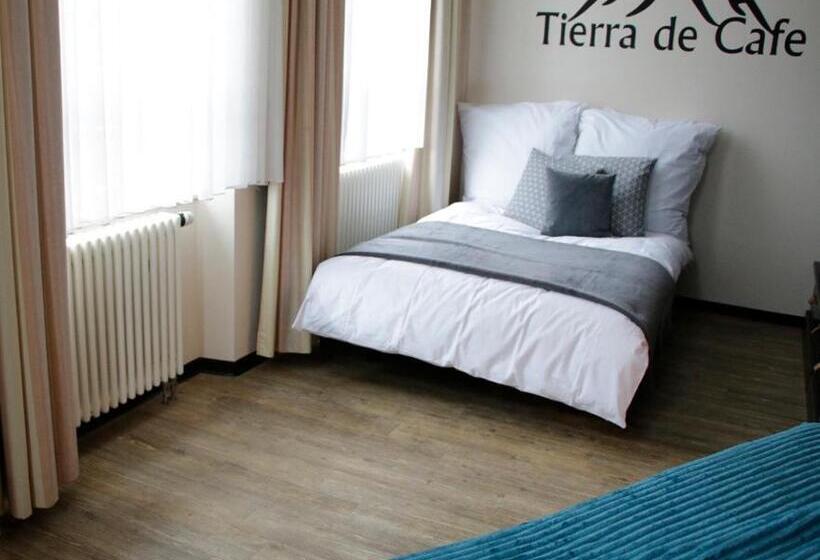 غرفة قياسية ثلاثية, Z&b