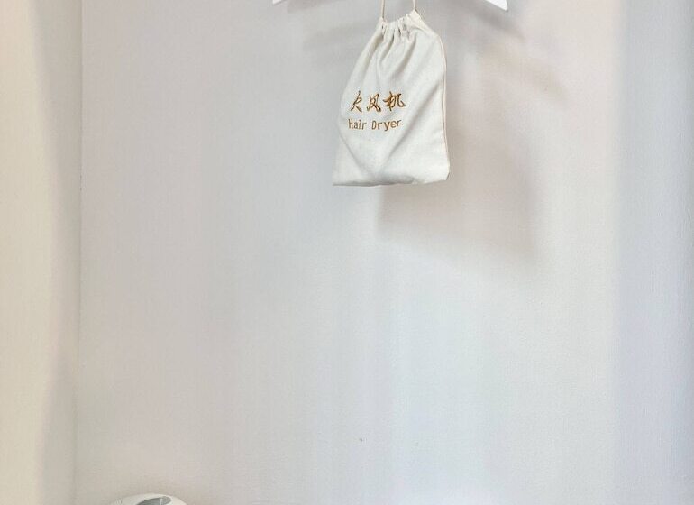 חדר משפחתי, Atap