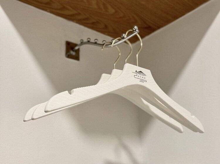 패밀리 룸, Atap