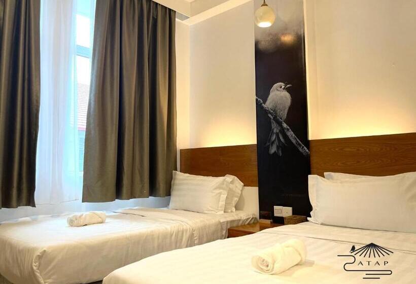 חדר סופריור, Atap