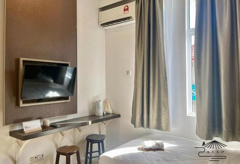 חדר סופריור, Atap