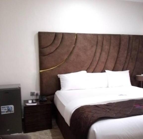 اتاق لوکس, Treasureland Cottage