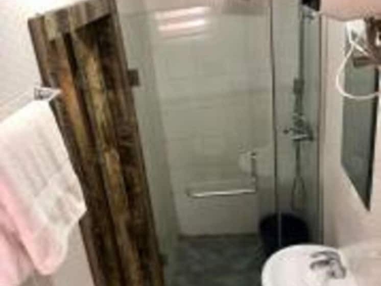 اتاق لوکس, Treasureland Cottage