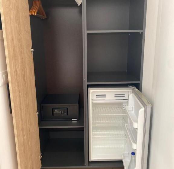 Habitació Triple Estàndard, Augusto Rooms