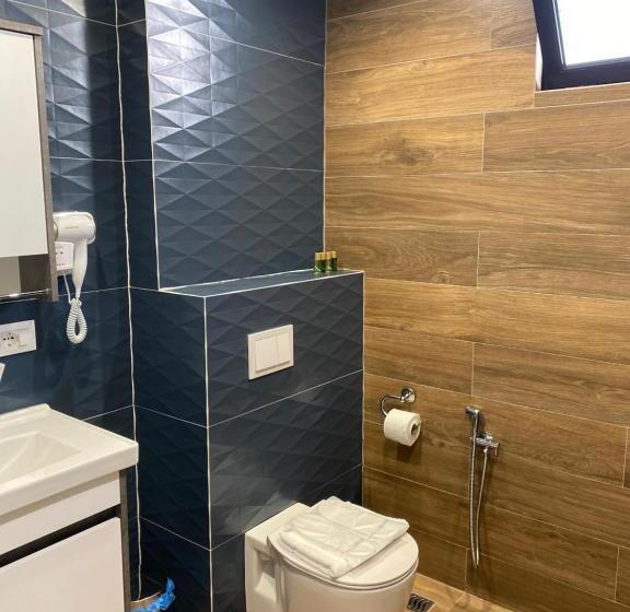 Habitació Triple Deluxe, Augusto Rooms