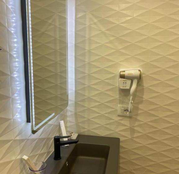 Habitació Triple Estàndard amb Vistes, Augusto Rooms