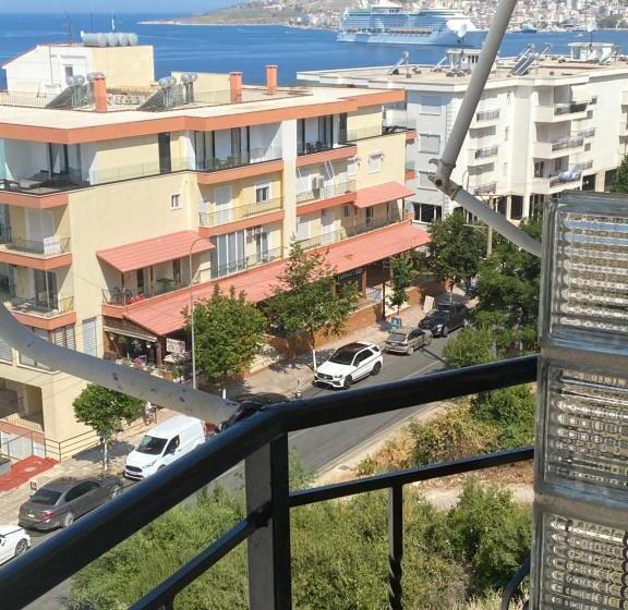 Habitació Triple Deluxe Vista Mar, Augusto Rooms