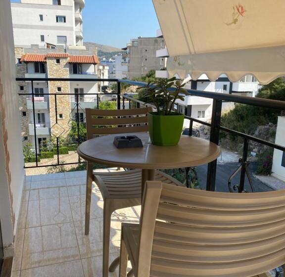 Habitació Triple Estàndard, Augusto Rooms