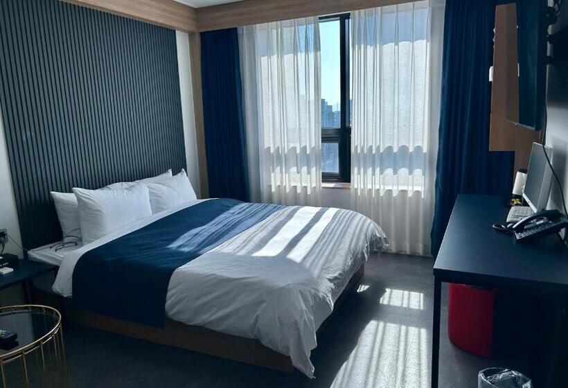 豪华房间, Adele In Gyeongju