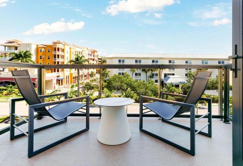 غرفة قياسية مزوَّدة بشُرفة, Ac Hotel By Marriott Naples 5th Avenue