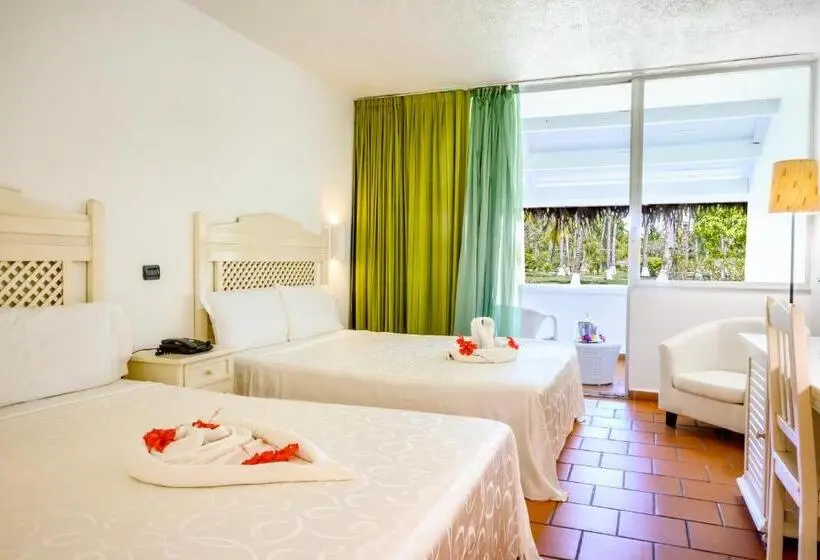 اتاق استاندارد با چشم‌انداز باغ, Andilana Beach Resort