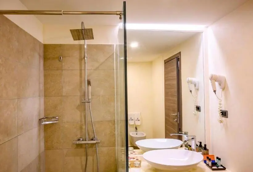 اتاق استاندارد با چشم‌انداز باغ, Andilana Beach Resort