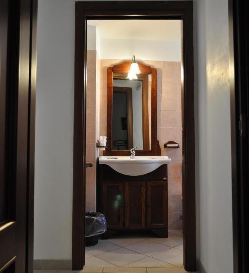 غرفة قياسية رباعية, B&b Villa Rosanna