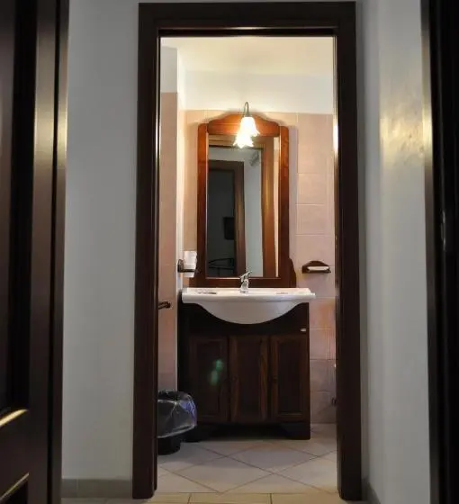 スタンダード４人部屋, B&b Villa Rosanna