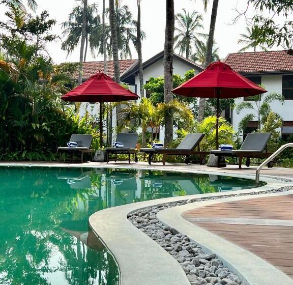 带阳台的豪华间, Palm Garden Ayurveda Resort