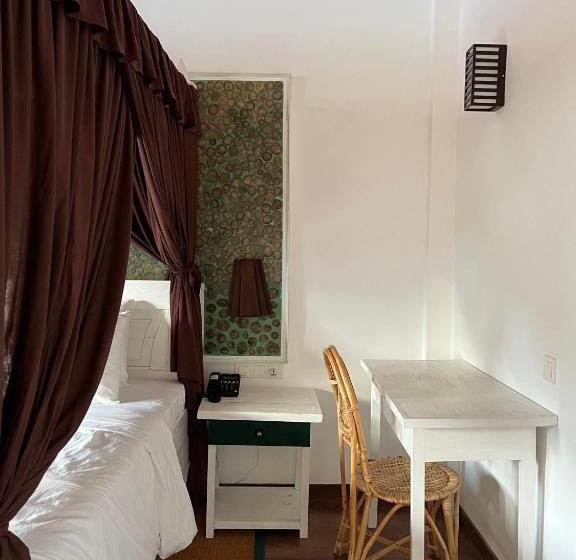 Номер Deluxe с Балконом, Palm Garden Ayurveda Resort