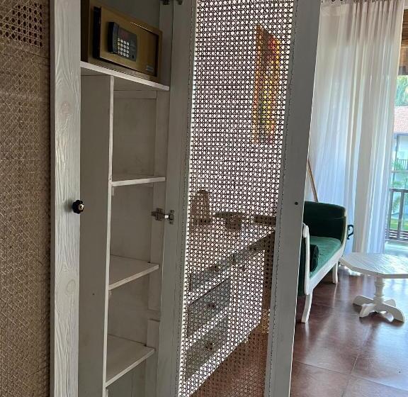 带阳台的豪华间, Palm Garden Ayurveda Resort