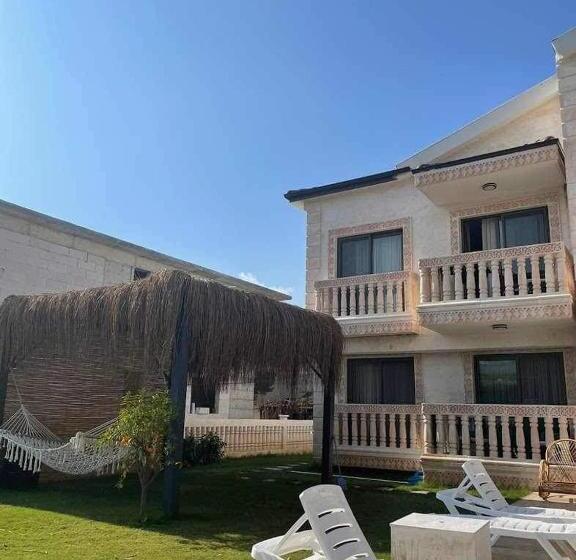 Апартаменты 1 Спальня Вид на Сад, Kalender Apart