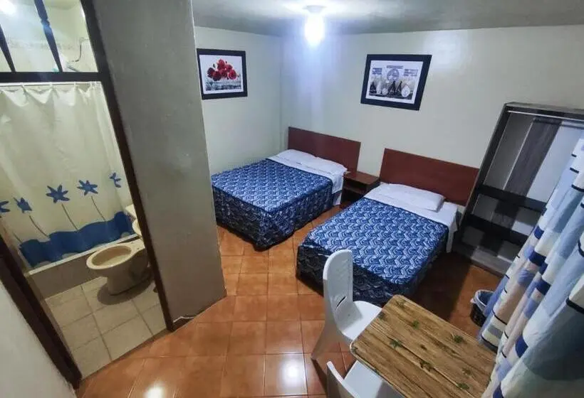 Chambre Familiale, Hostal Continental