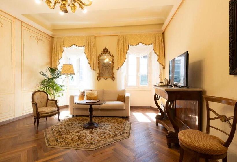 اتاق سوپریور, Palazzo Lari Luxury Accommodation