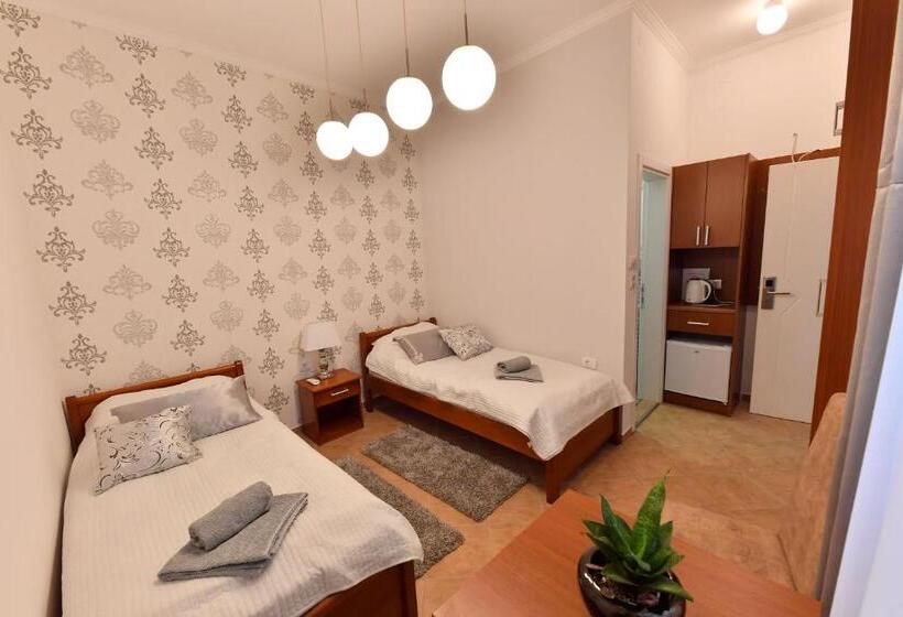 اتاق استاندارد برای معلولان, Prenoćište Dvorište