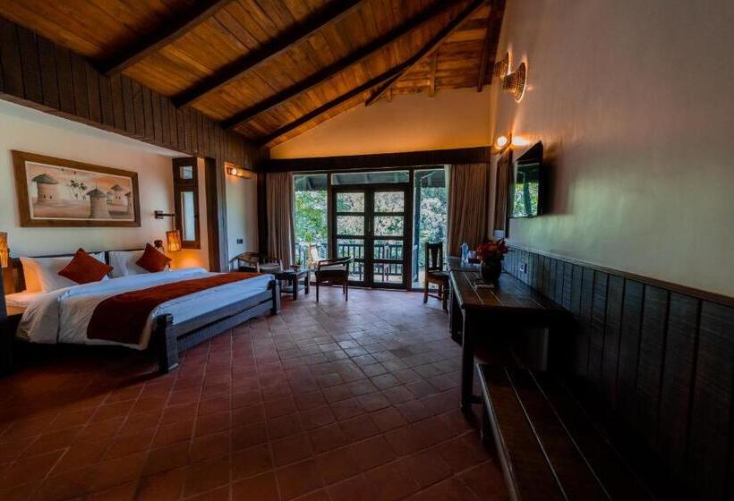 اتاق لوکس با تخت بزرگ, Siddhartha Vilasa Banbas, Chitwan