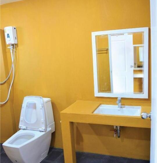 Standard Room Pool View, World Cat Beach & Resort เวิลด์แคท บีช แอนด์ รีสอร์ท